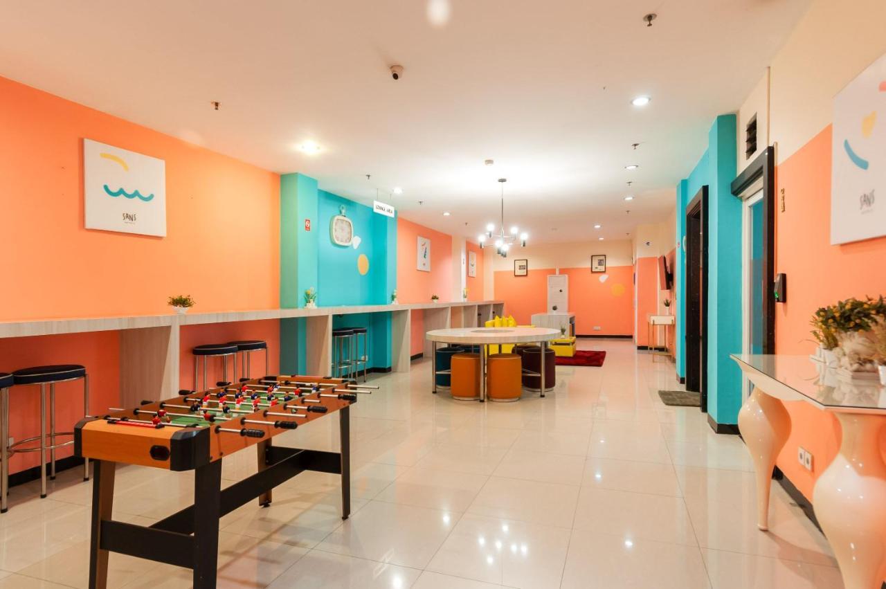 Sans Hotel Finest מדאן מראה חיצוני תמונה